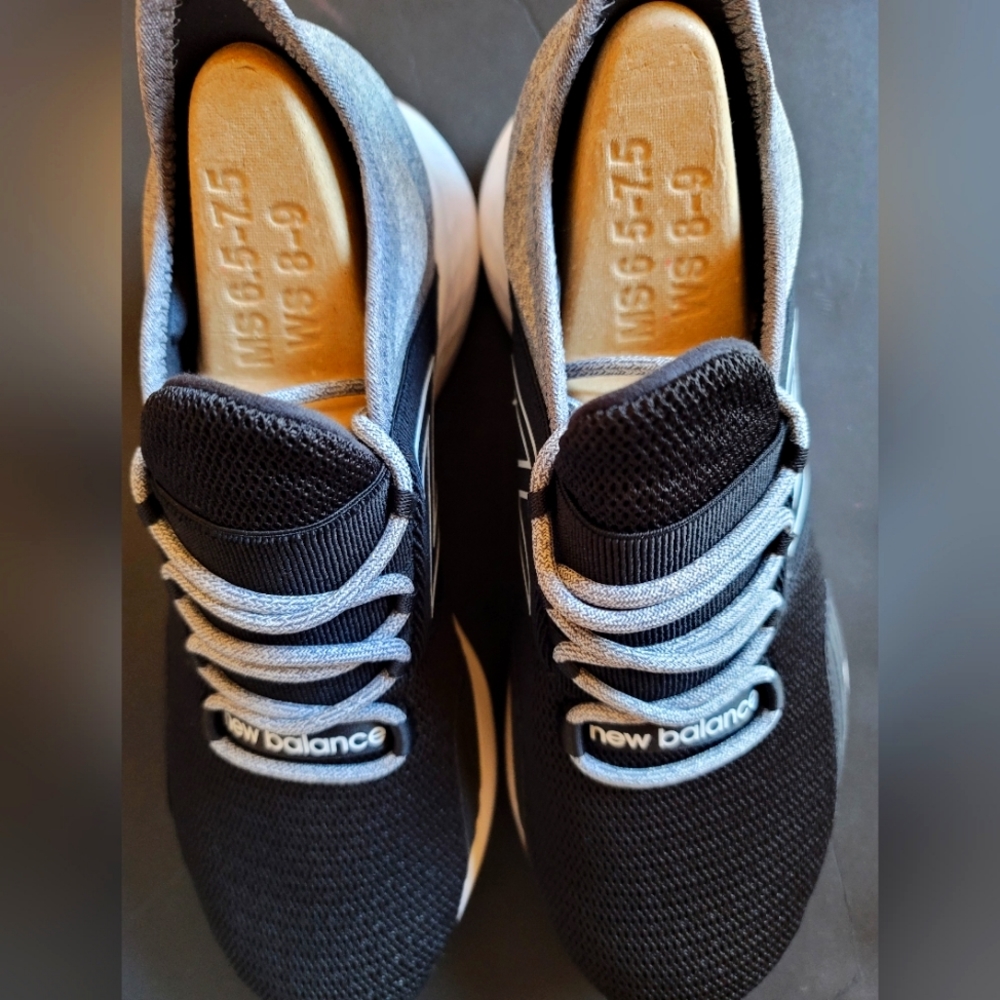 New balance women's black and Gray athletic shoes